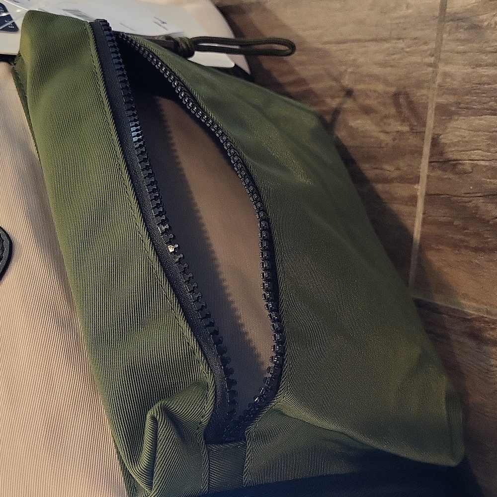 Pajar Light Pink Army Green Black Double Handle Shoulder Crossbody Duffle Bag - Picture 8 of 17